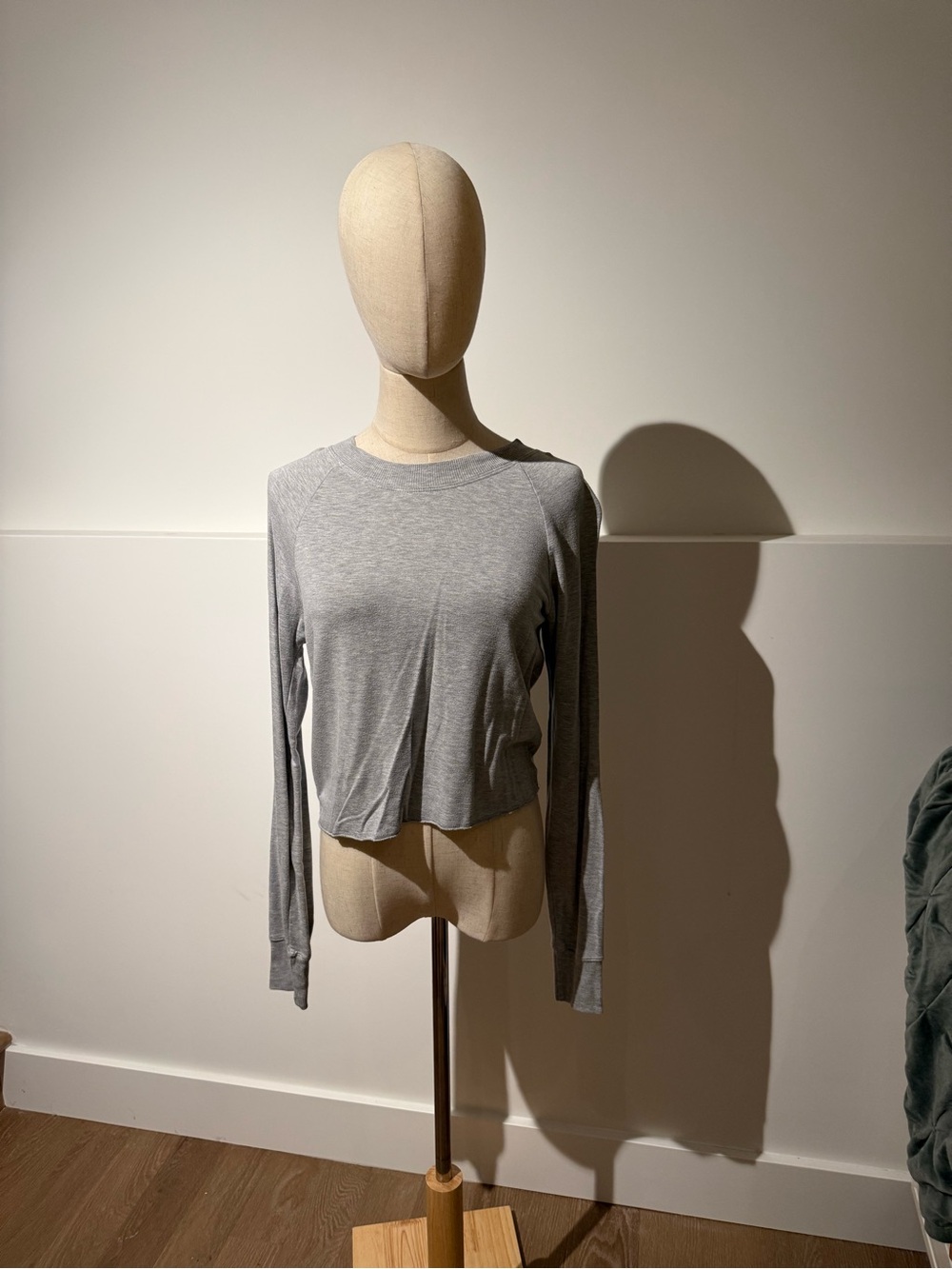 Splits59 Light Grey Cropped Long-Sleeve Tee